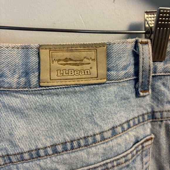 Vintage L.L. Bean Light Blue Denim Jeans - Picture 4 of 6